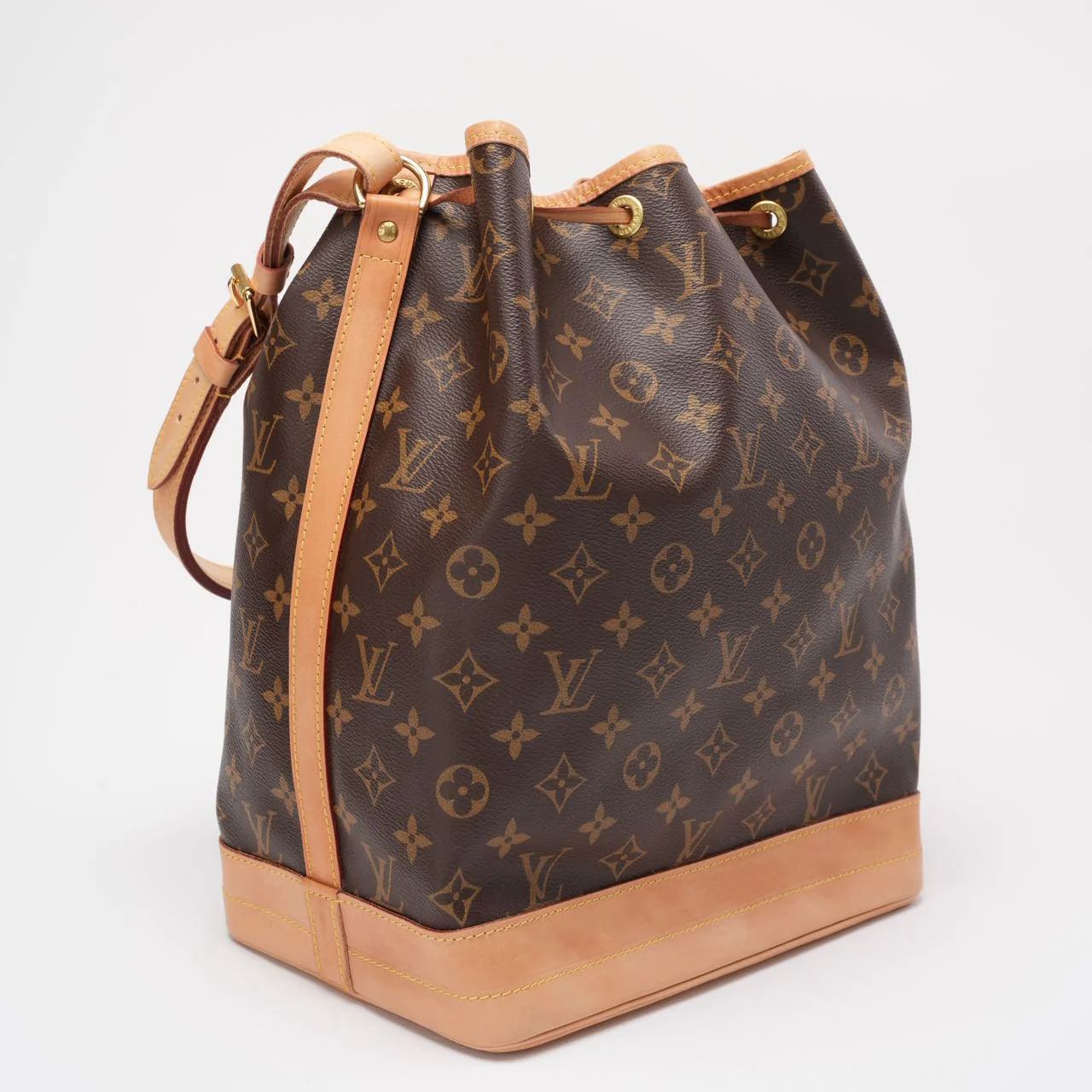 Louis Vuitton Noe Grand Monogram Shoulder Bag 2021-2025