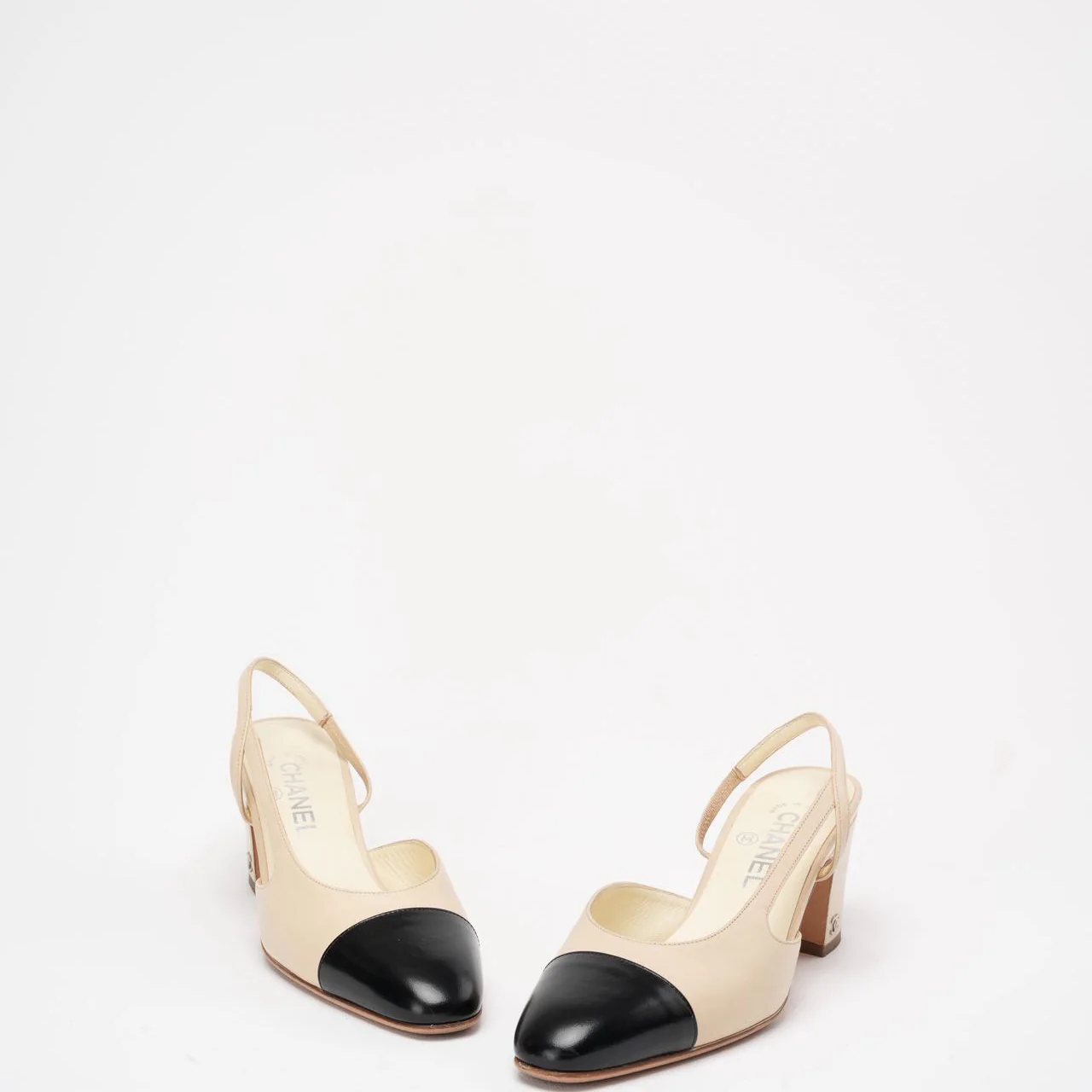 Chanel Black/Beige Grosgrain Cap Toe CC Slingback 38