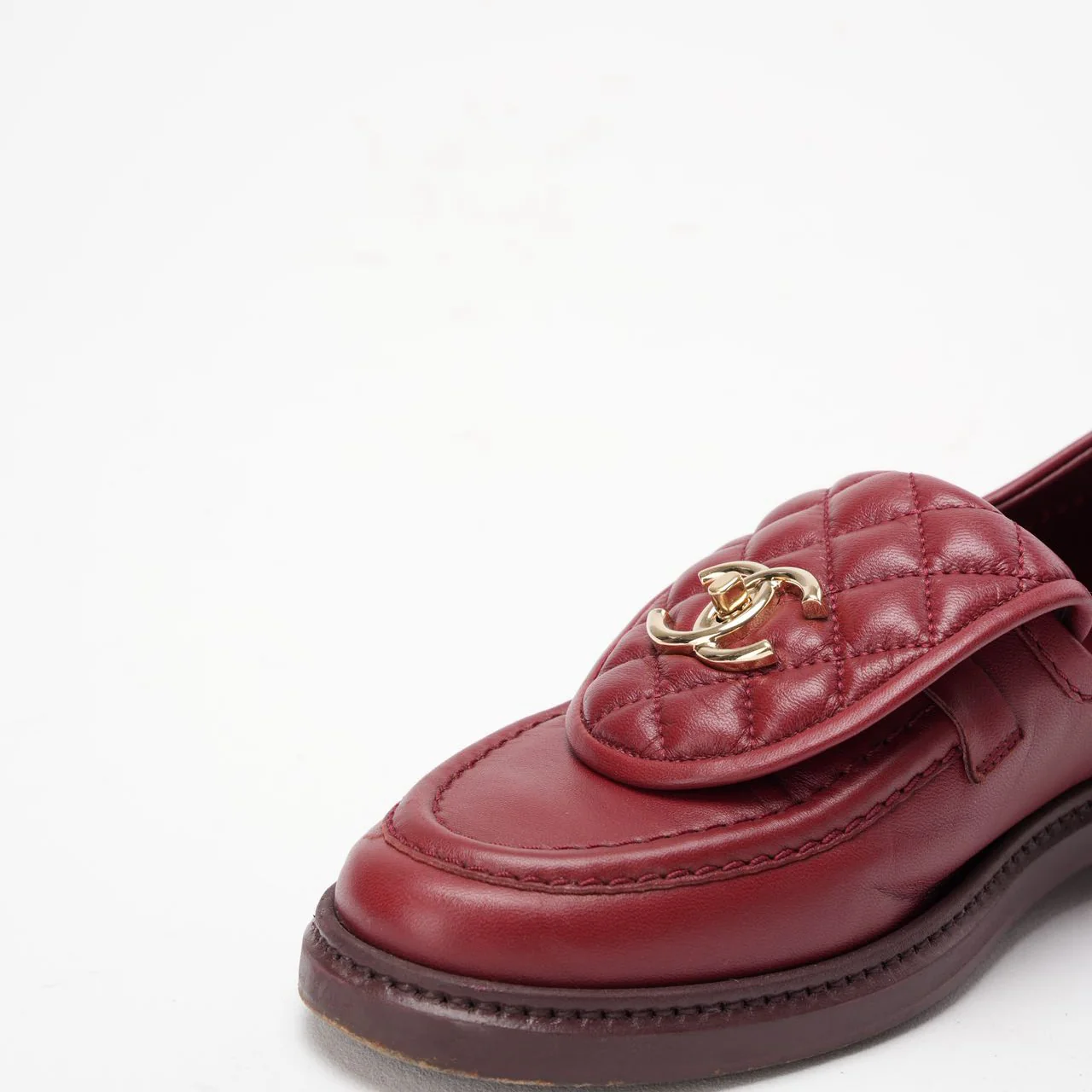 Chanel Red Lambskin Quilted CC Turnlock Loafers Size 38C