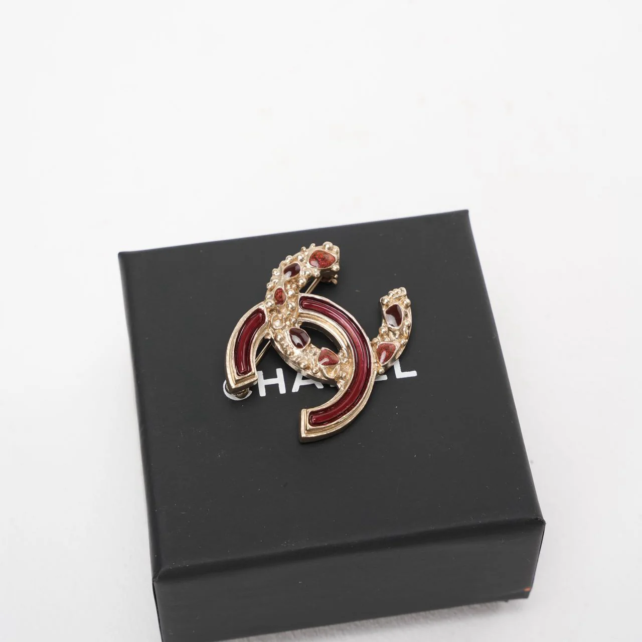 Chanel CC Logo Burgundy Pearls Brooch