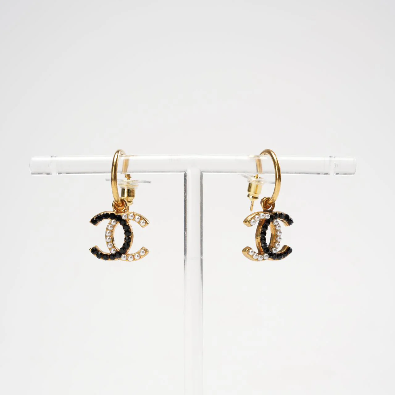 Chanel Faux Pearl/Black Gold Tone CC Earrings