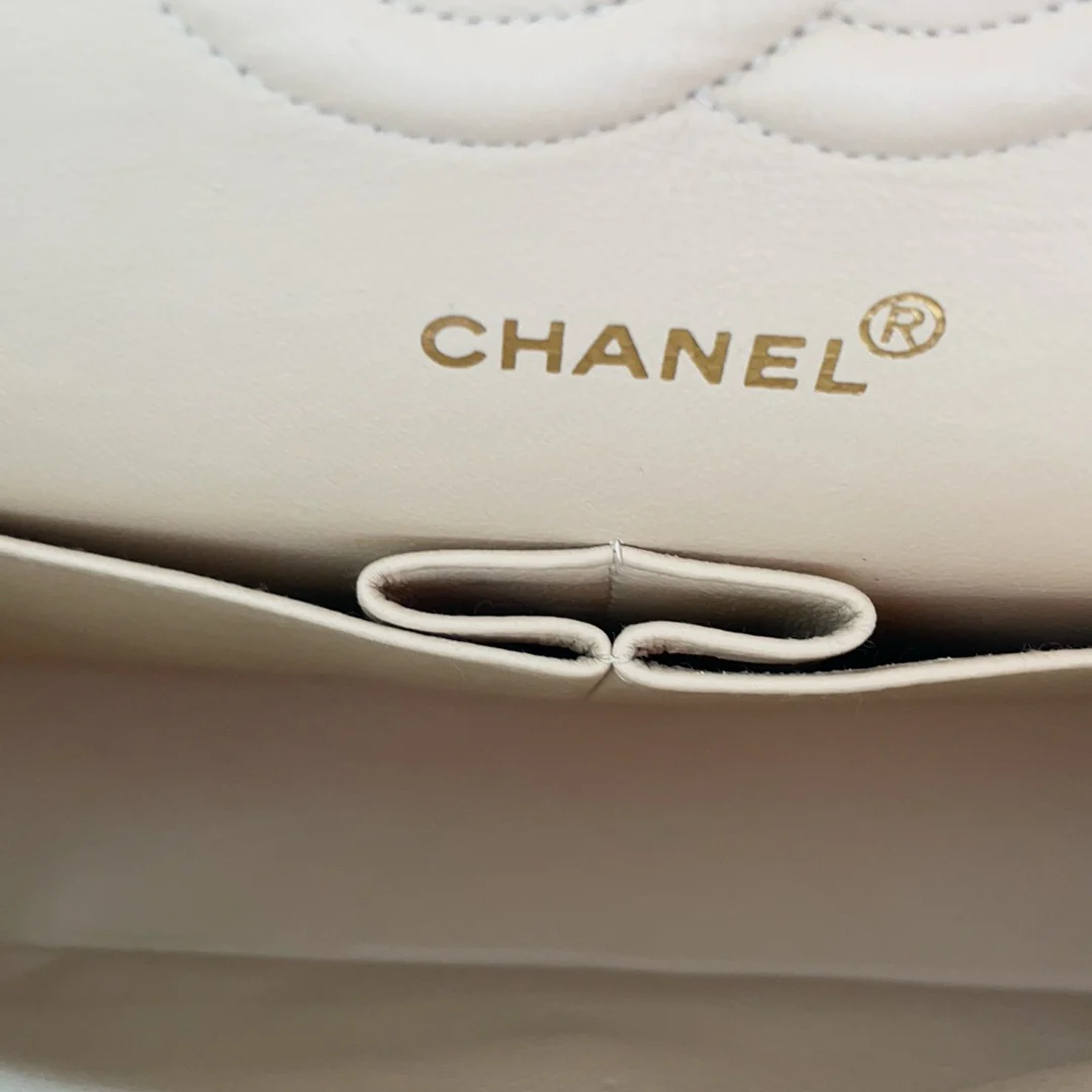 Chanel Beige Vintage Medium Classic Flap Lambskin 1996-1997