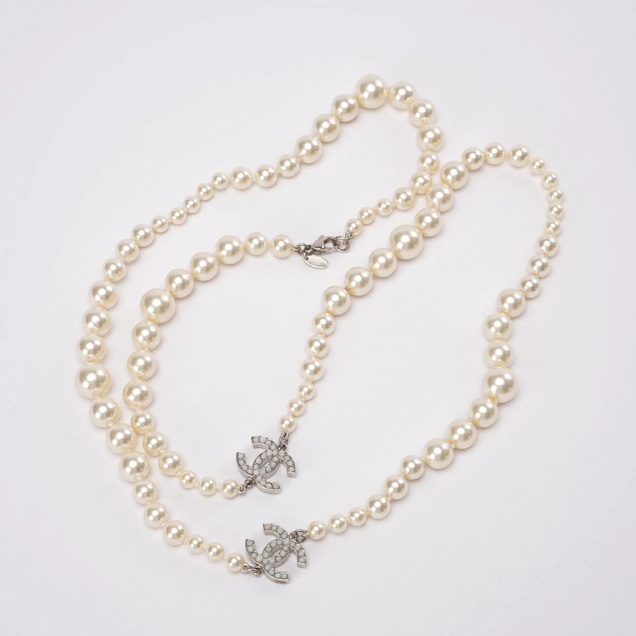 Chanel Classic 2 Gold CC White Bead Pearl Necklace