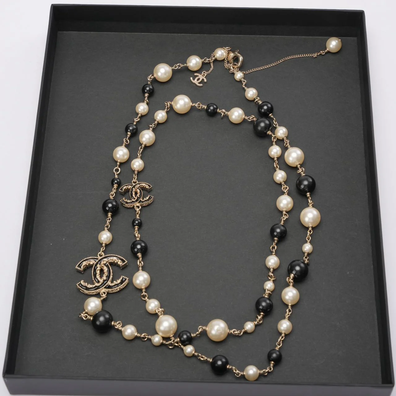 Chanel Pearl / Black Beads CC Baroque Sautoir Necklace