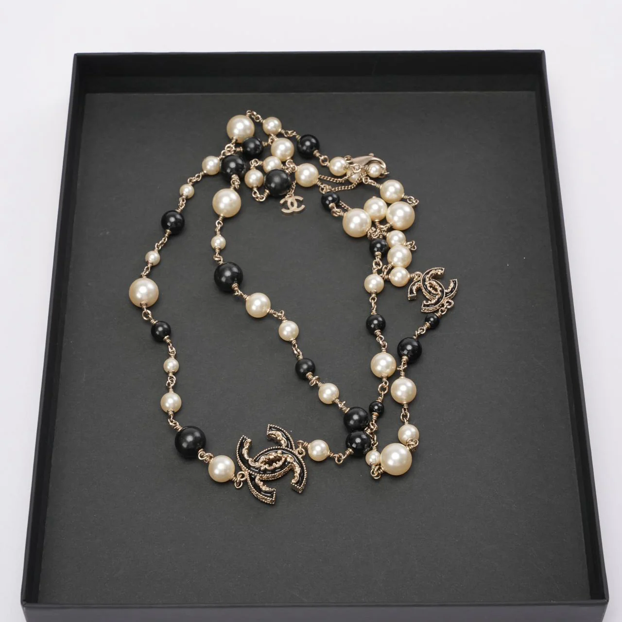 Chanel Pearl / Black Beads CC Baroque Sautoir Necklace
