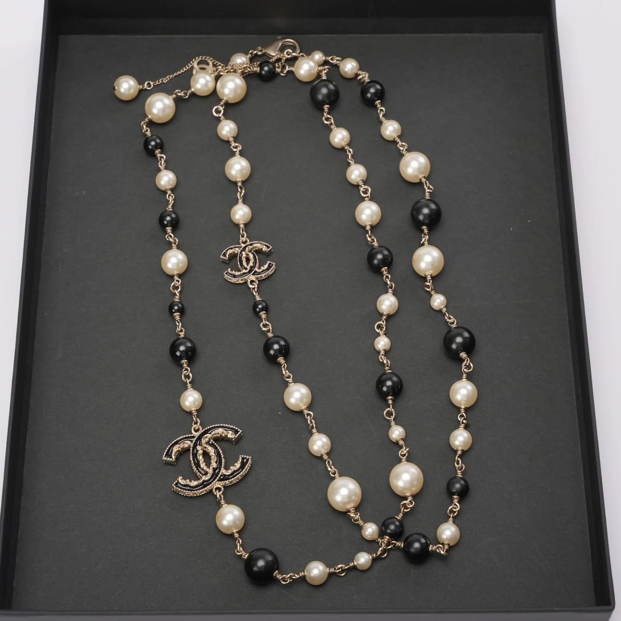 Chanel Pearl / Black Beads CC Baroque Sautoir Necklace