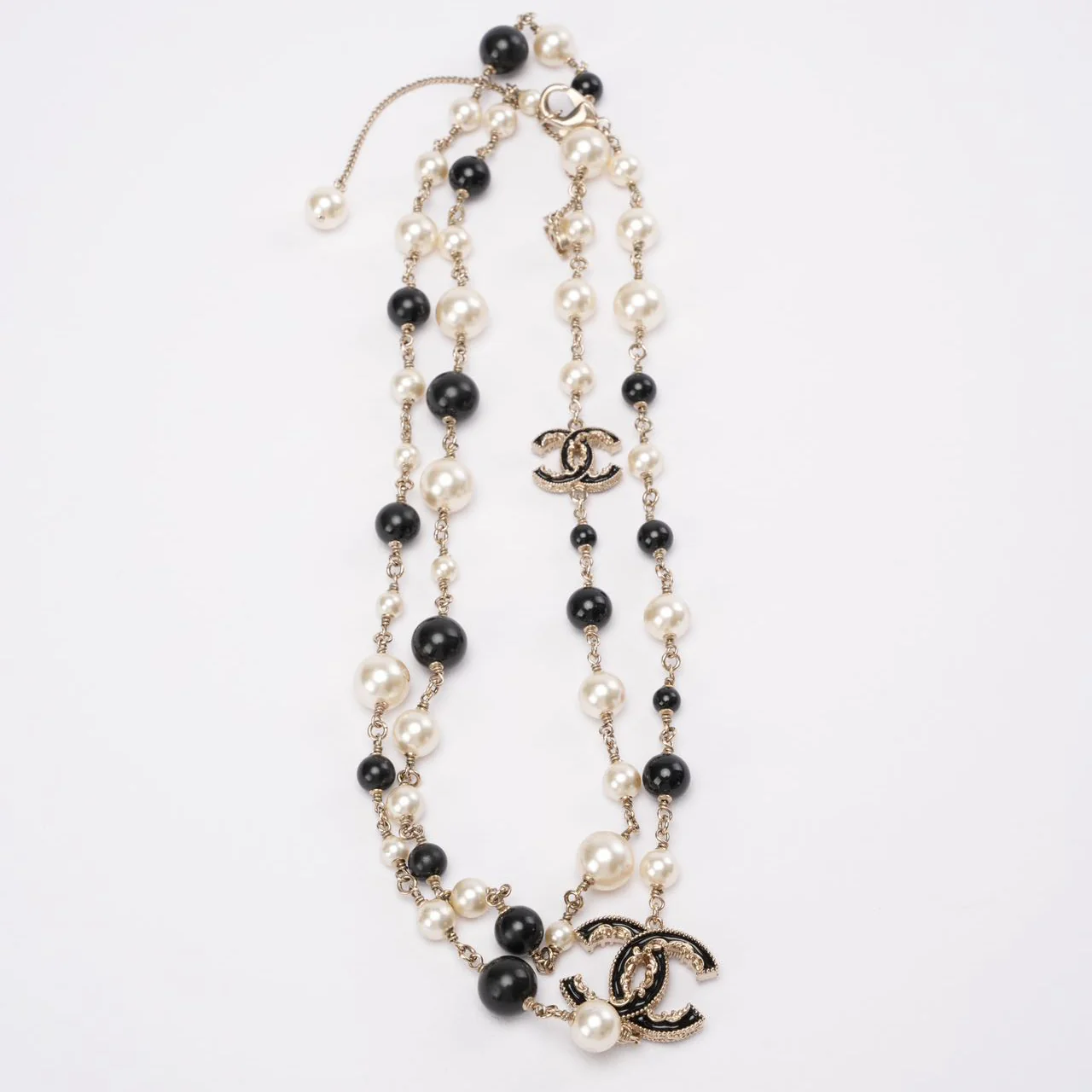Chanel Pearl / Black Beads CC Baroque Sautoir Necklace