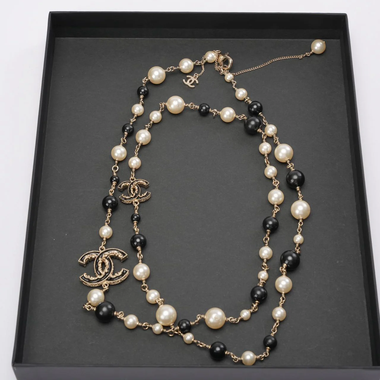 Chanel Pearl / Black Beads CC Baroque Sautoir Necklace