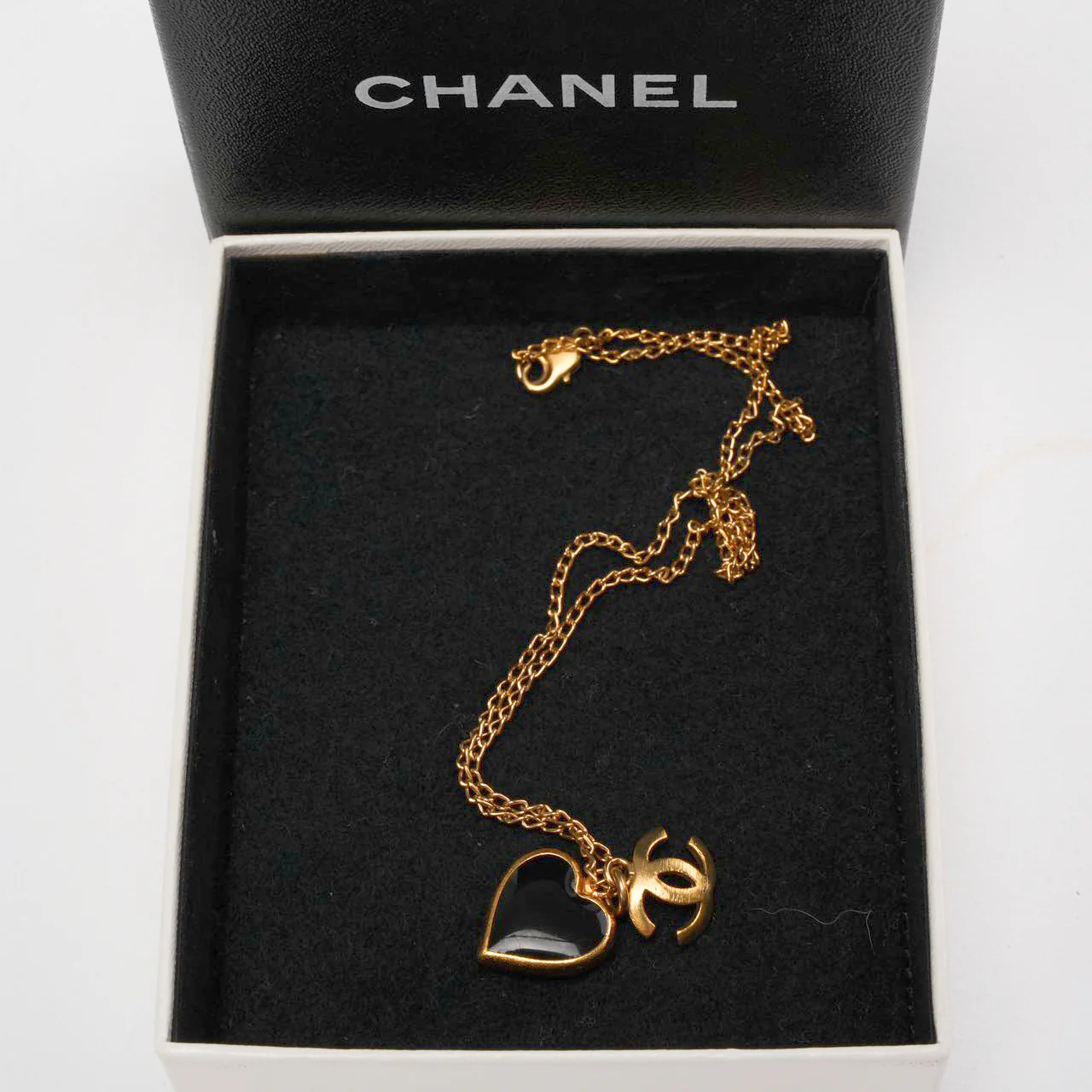 Chanel Black Golden Heart CC Enamel Necklace