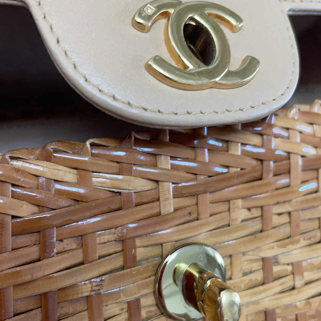 Chanel Vintage Wicker Basket Shoulder Bag 1990´s