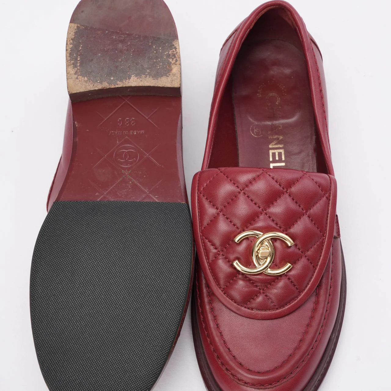 Chanel Red Lambskin Quilted CC Turnlock Loafers Size 38C