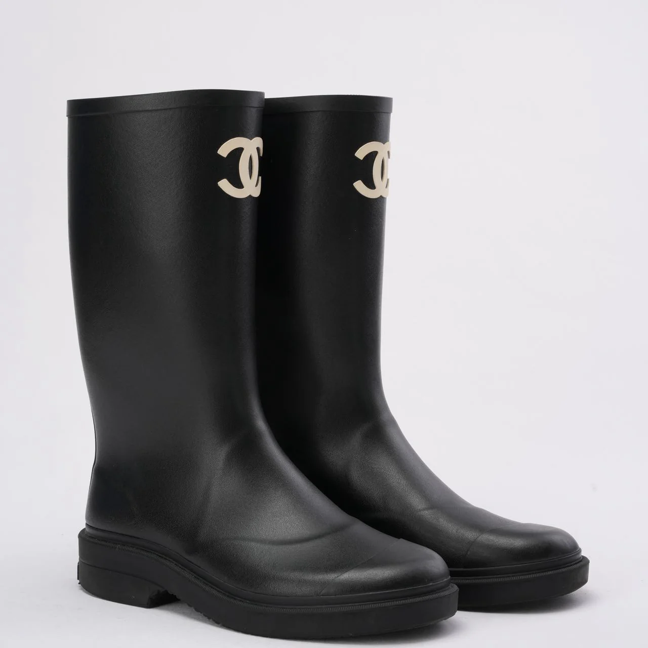 Chanel Classic Rain Boots in Black / White With CC Logo 38