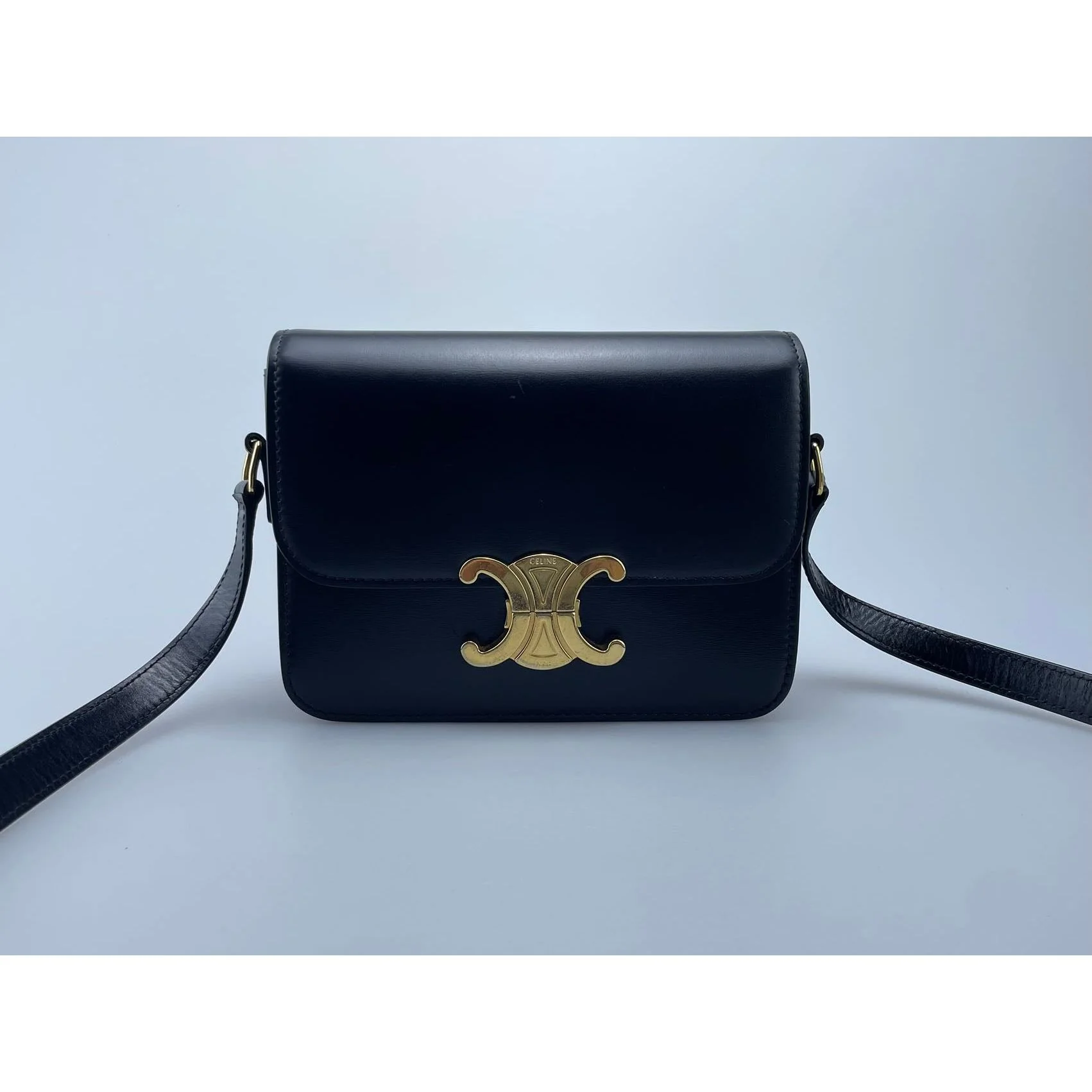 used-Celine Black Teen Triomphe Bag in Shiny Calfskin Leather with Gold Hardware-MILOURA