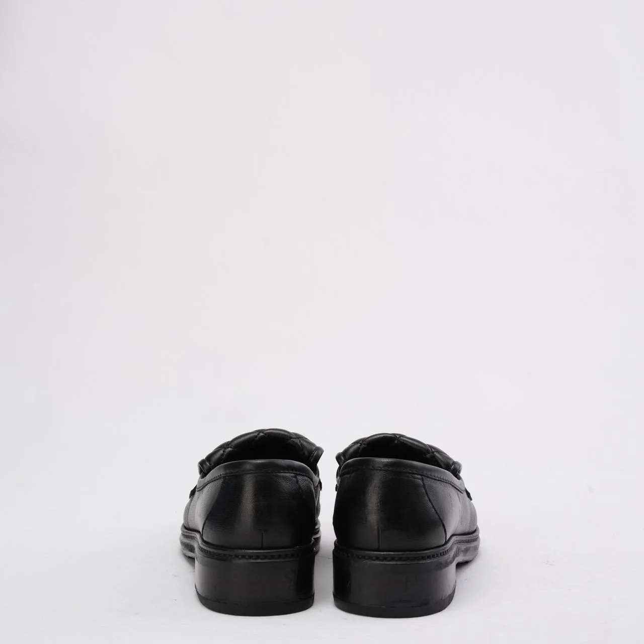 Chanel Black Lambskin Quilted CC Turnlock Loafers Size 38.5