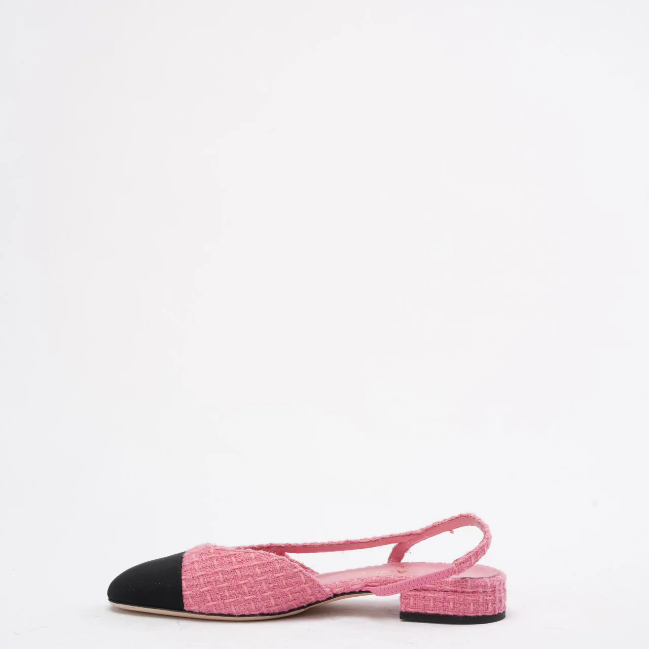 Chanel Pink/Black Tweed Cap Toe CC Slingback Pumps 38C