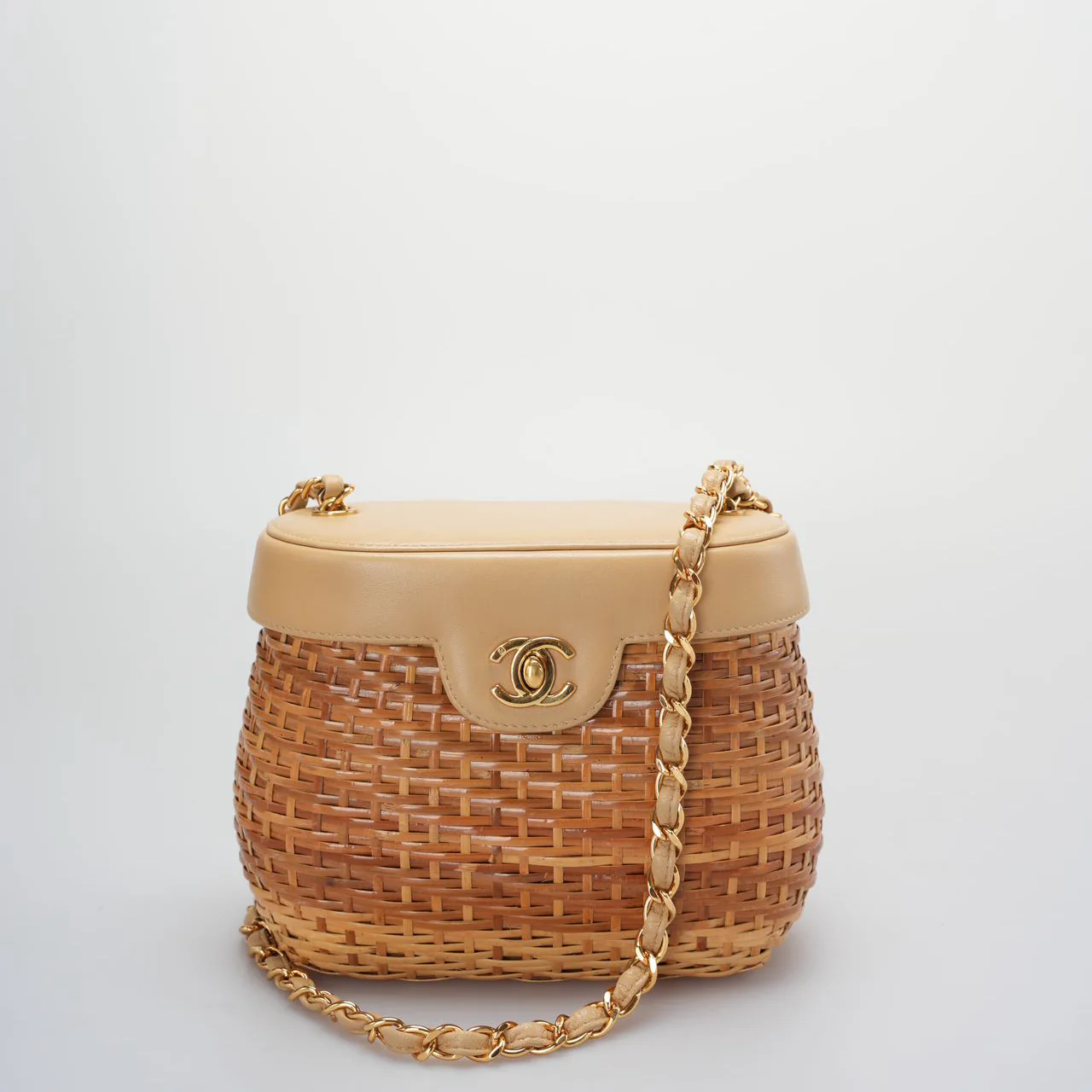 Chanel Vintage Wicker Basket Shoulder Bag – Limited Edition