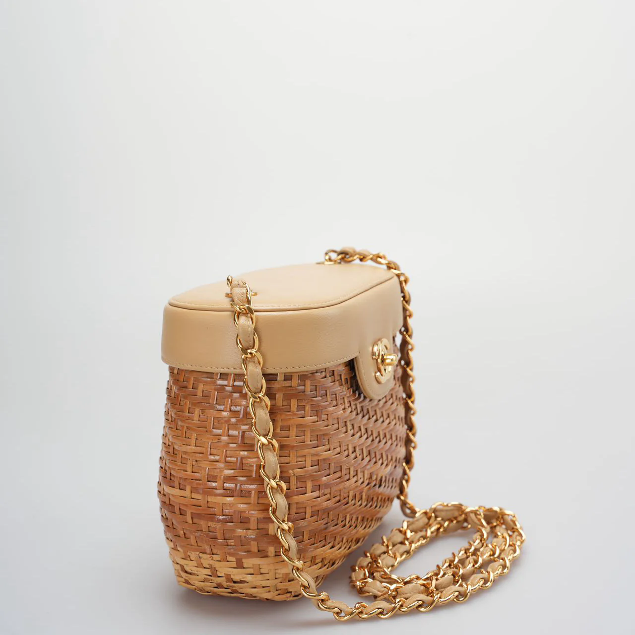 Chanel Vintage Wicker Basket Shoulder Bag – Limited Edition