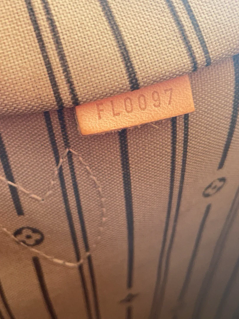 Louis Vuitton Monogram Neverfull GM Tote Bag 2007