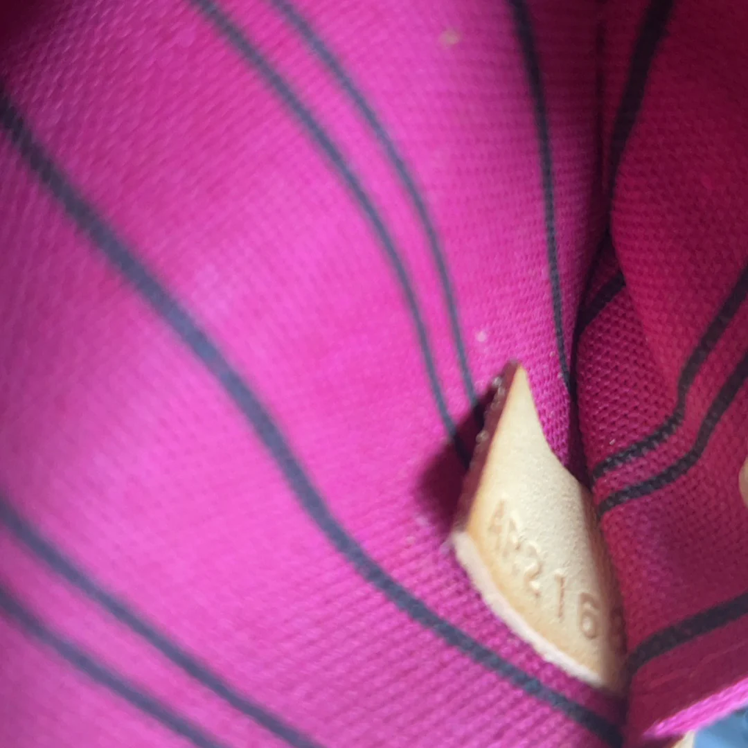 Louis Vuitton Monogram Neverfull MM Tote Bag 2018