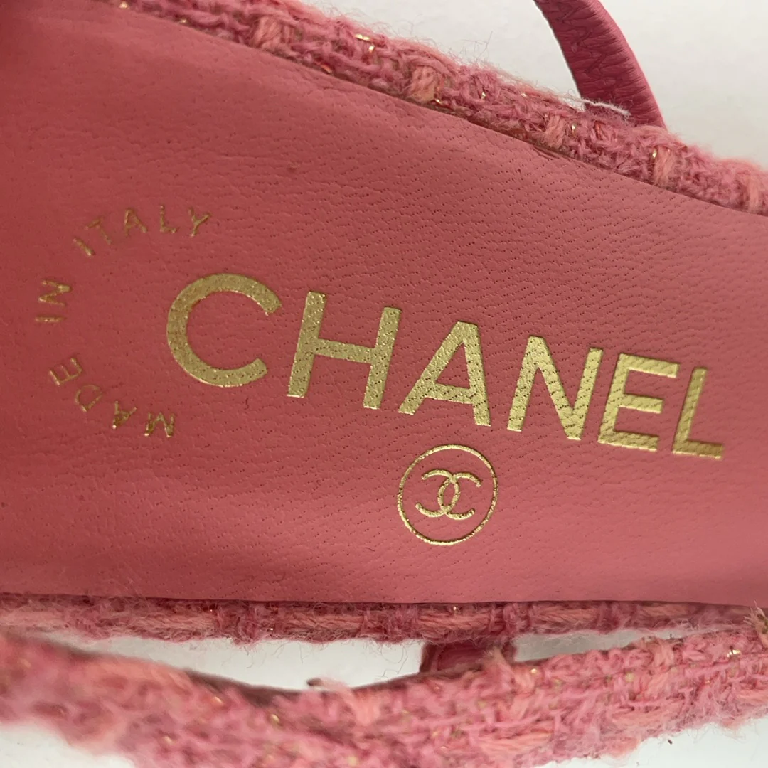 Chanel Pink/Black Tweed Cap Toe CC Slingback Pumps 37