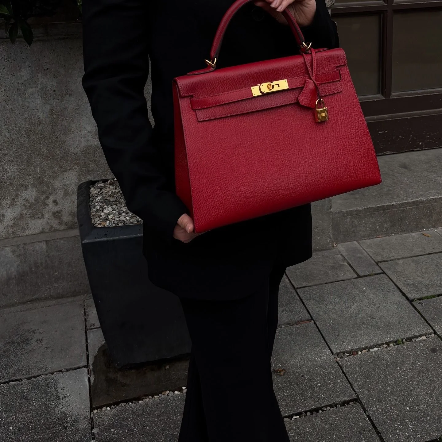 Hermes Kelly 32 Sellier Tasche Rot Casaque Epsom Leder Gold Hardware