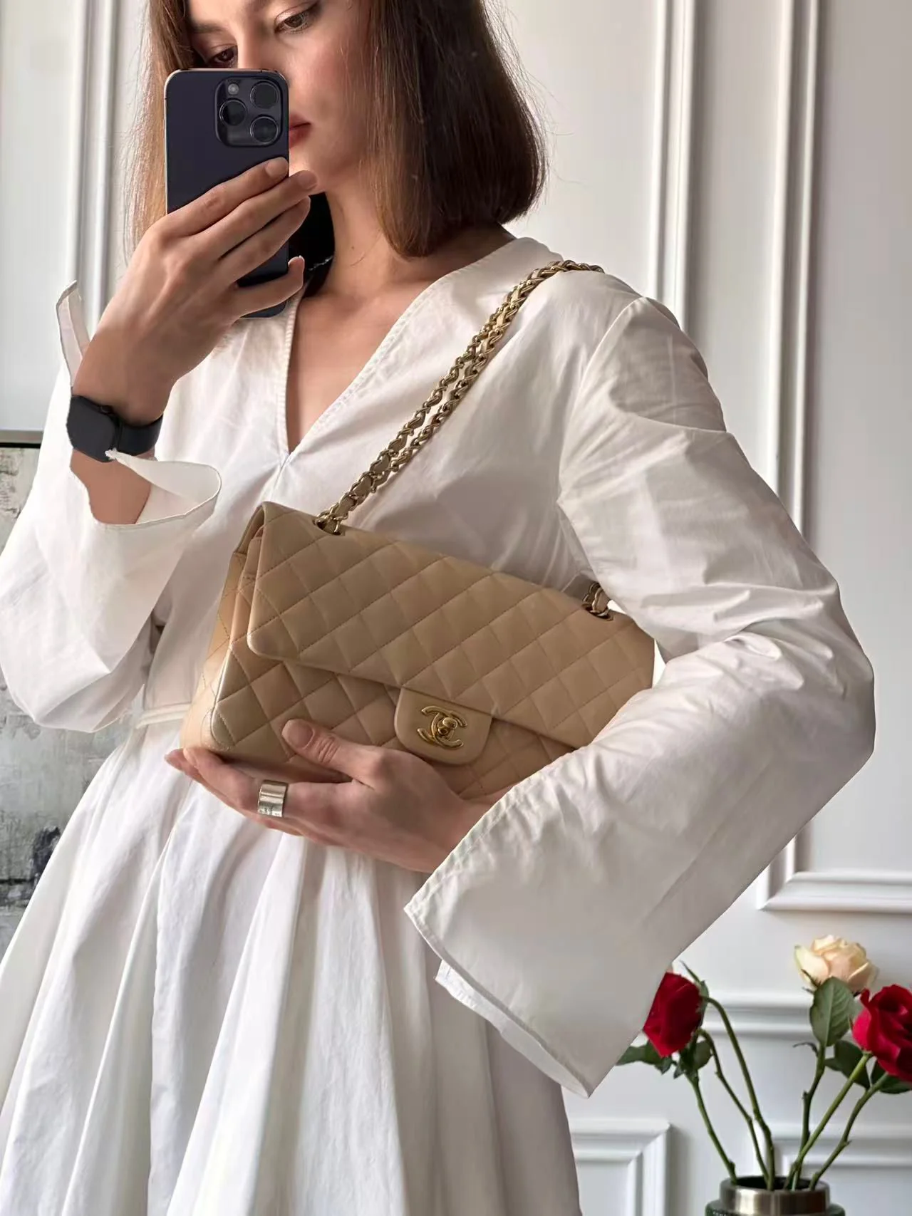 Chanel Classic Flap Bag medium Beige