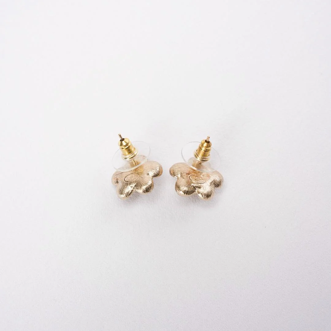 Chanel Pearl CC Flower Earrings Gold