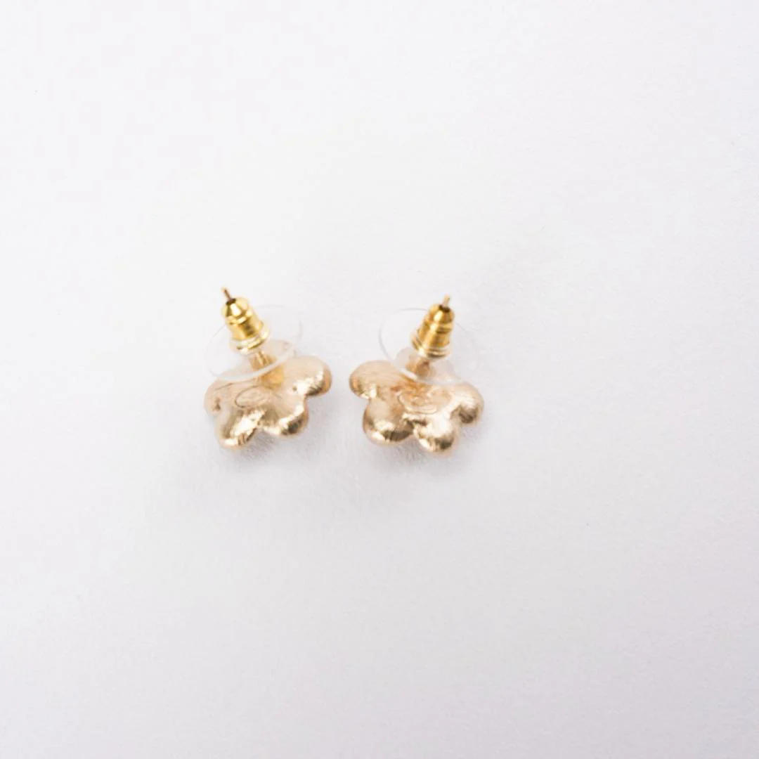 Chanel Pearl CC Flower Earrings Gold