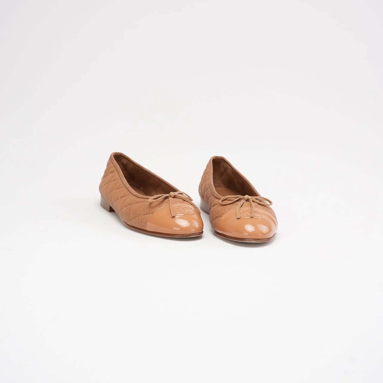 Chanel Brown Quilted Leather CC Bow Ballet Flats Size 37