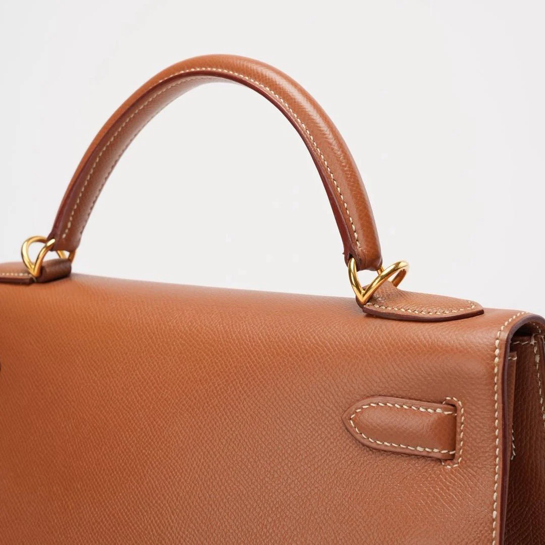 Hermès Vintage Gold Kelly Sellier 32 Epsom D Square 2000