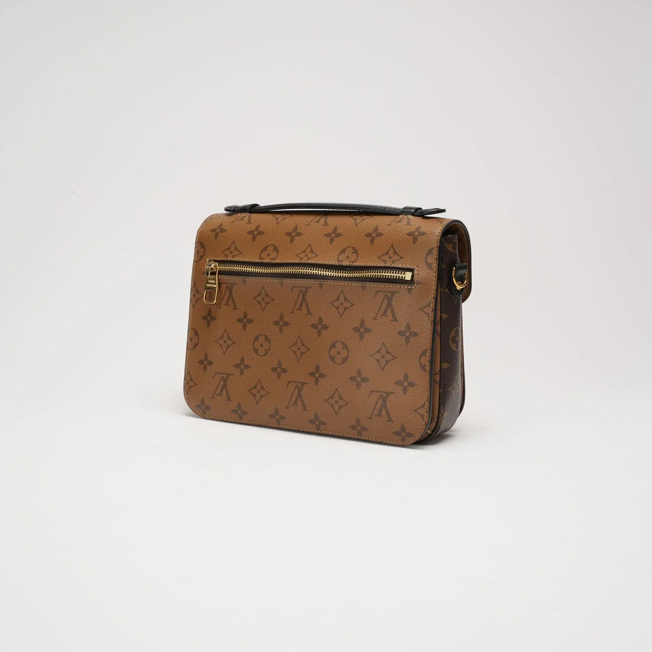 Louis Vuitton Pochette Métis Monogram Reverse Canvas 2018