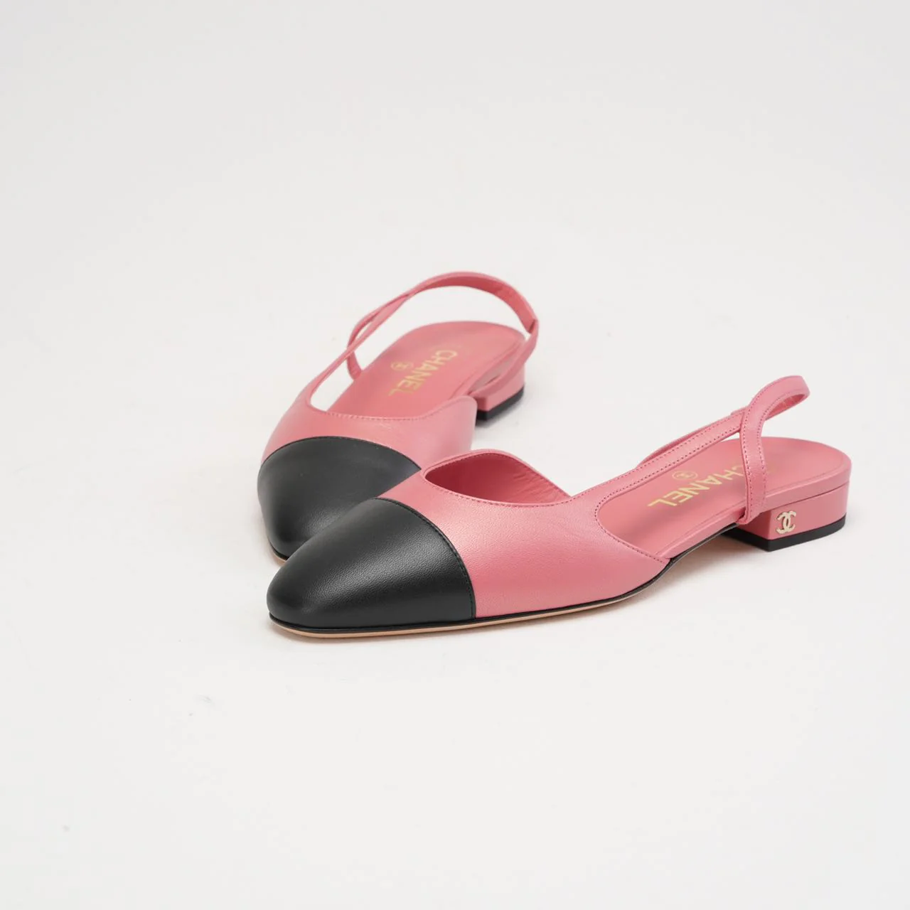 Chanel Pink / Black CC Logo Slingback Flats Size 38.5