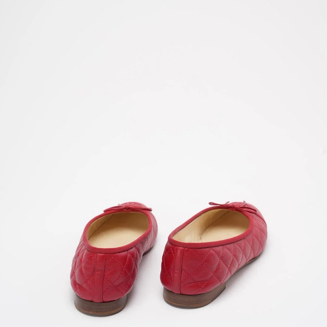 Chanel Red Leather CC Cap Toe Ballet Flats Size 39 ½