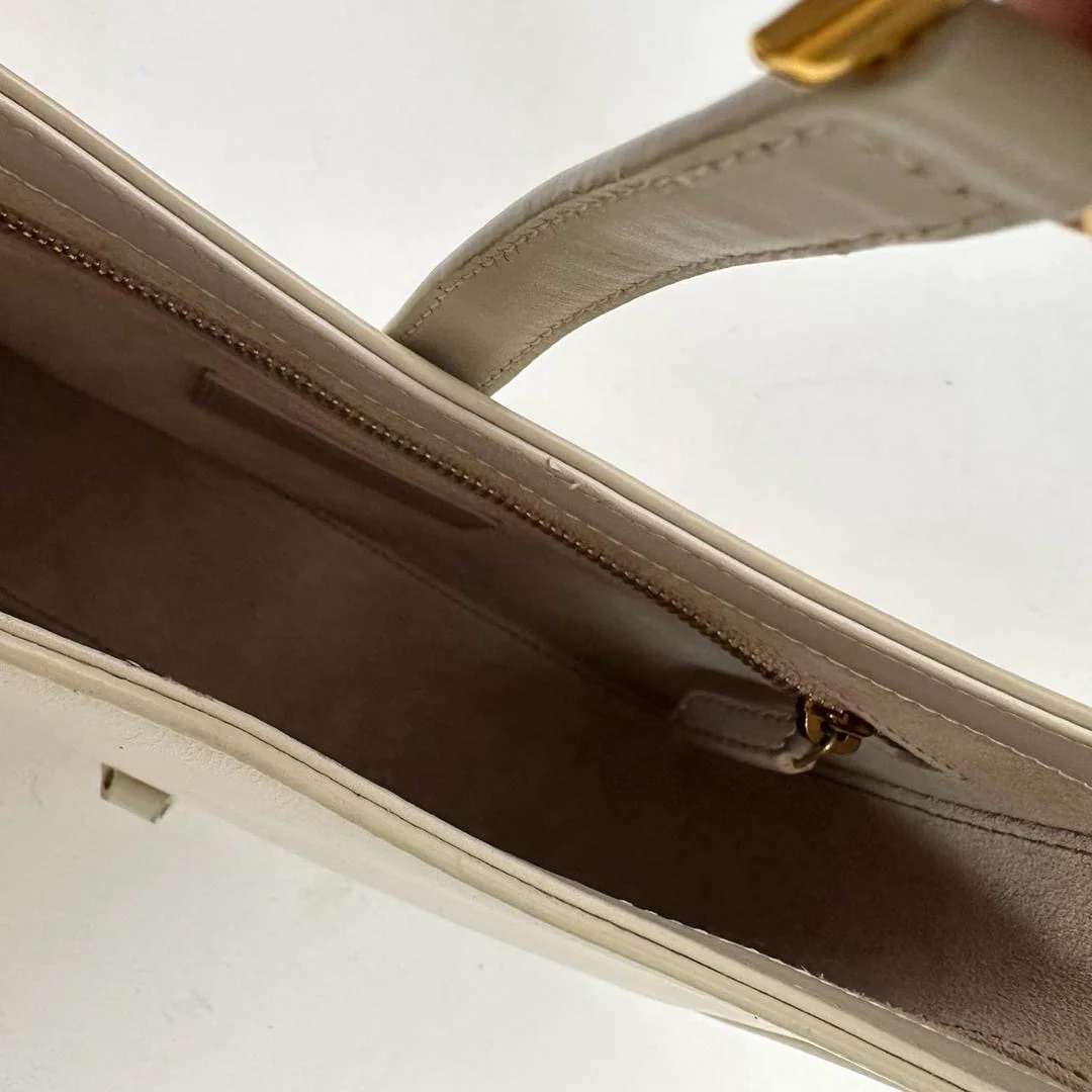 Saint Laurent Paris Le 5 to 7 White Smooth Leather Bag