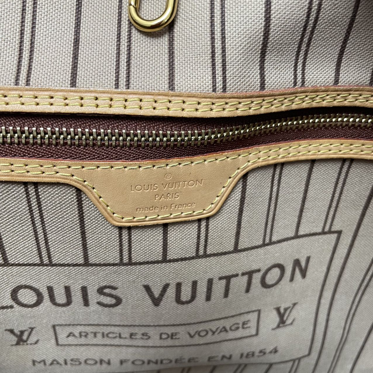 Louis Vuitton Monogram Neverfull MM Tote Bag 2017