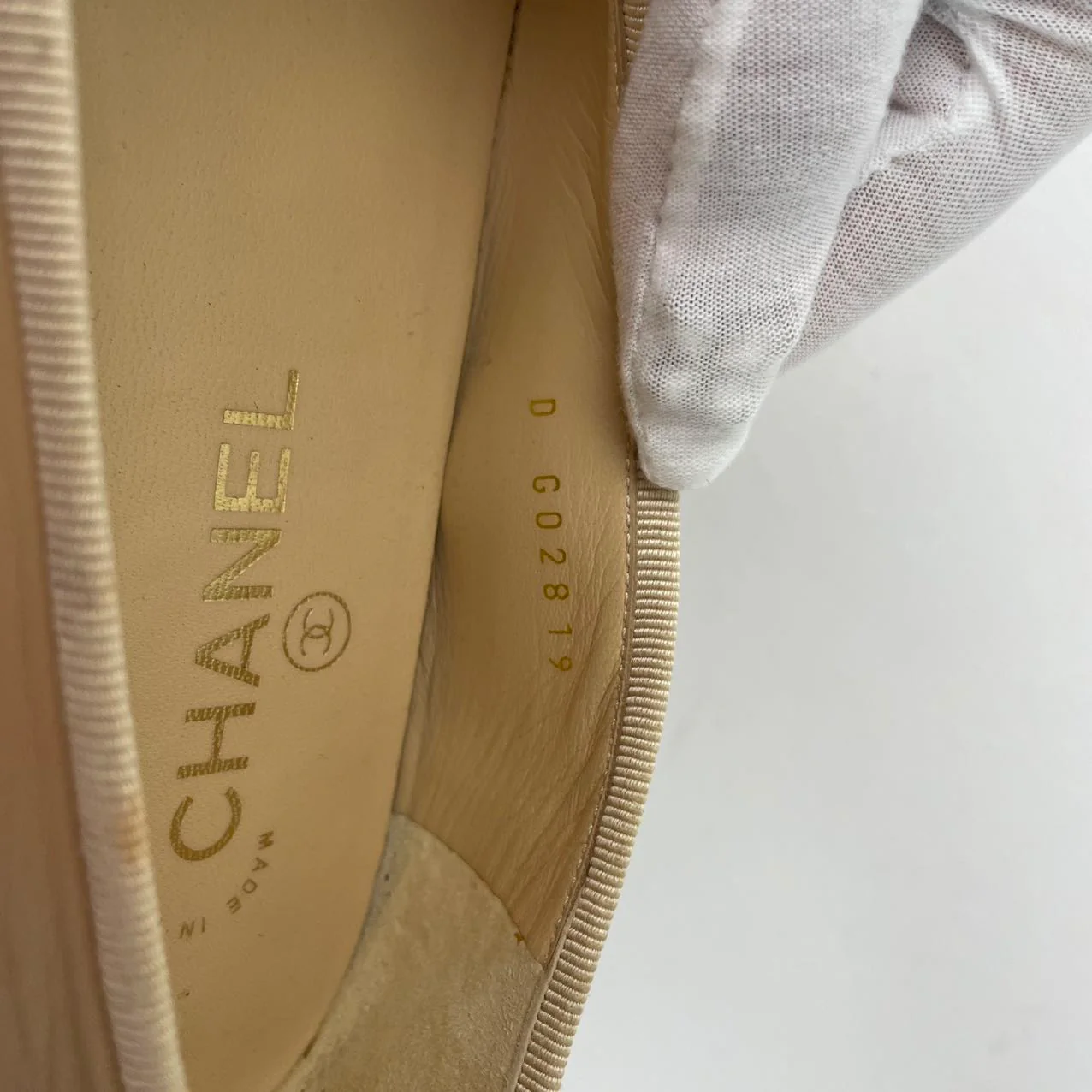 Chanel Beige/Black CC Cap Toe Ballet Flats Size 35.5C