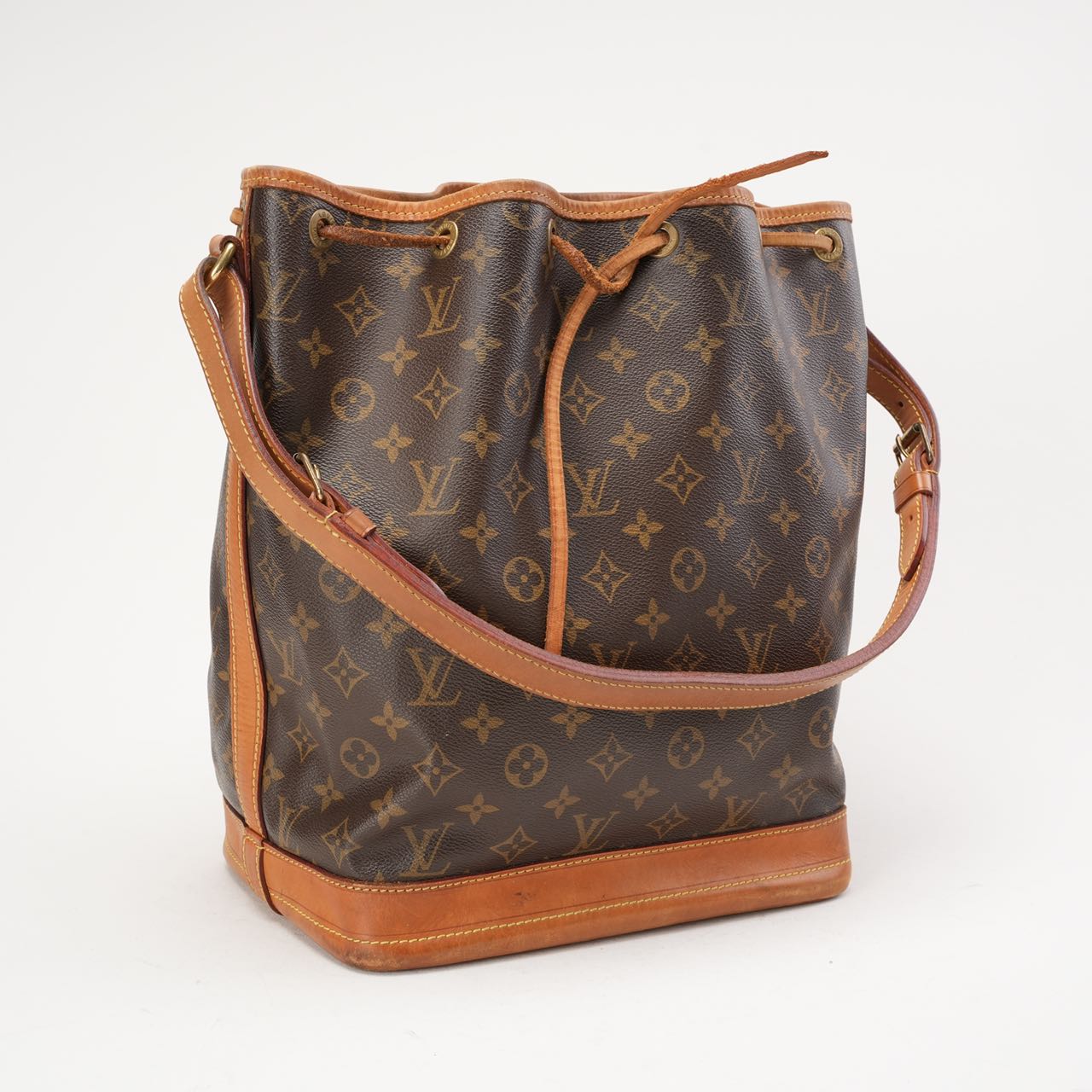 Louis Vuitton Vintage Monogram Noè GM Shoulder Bag 2008