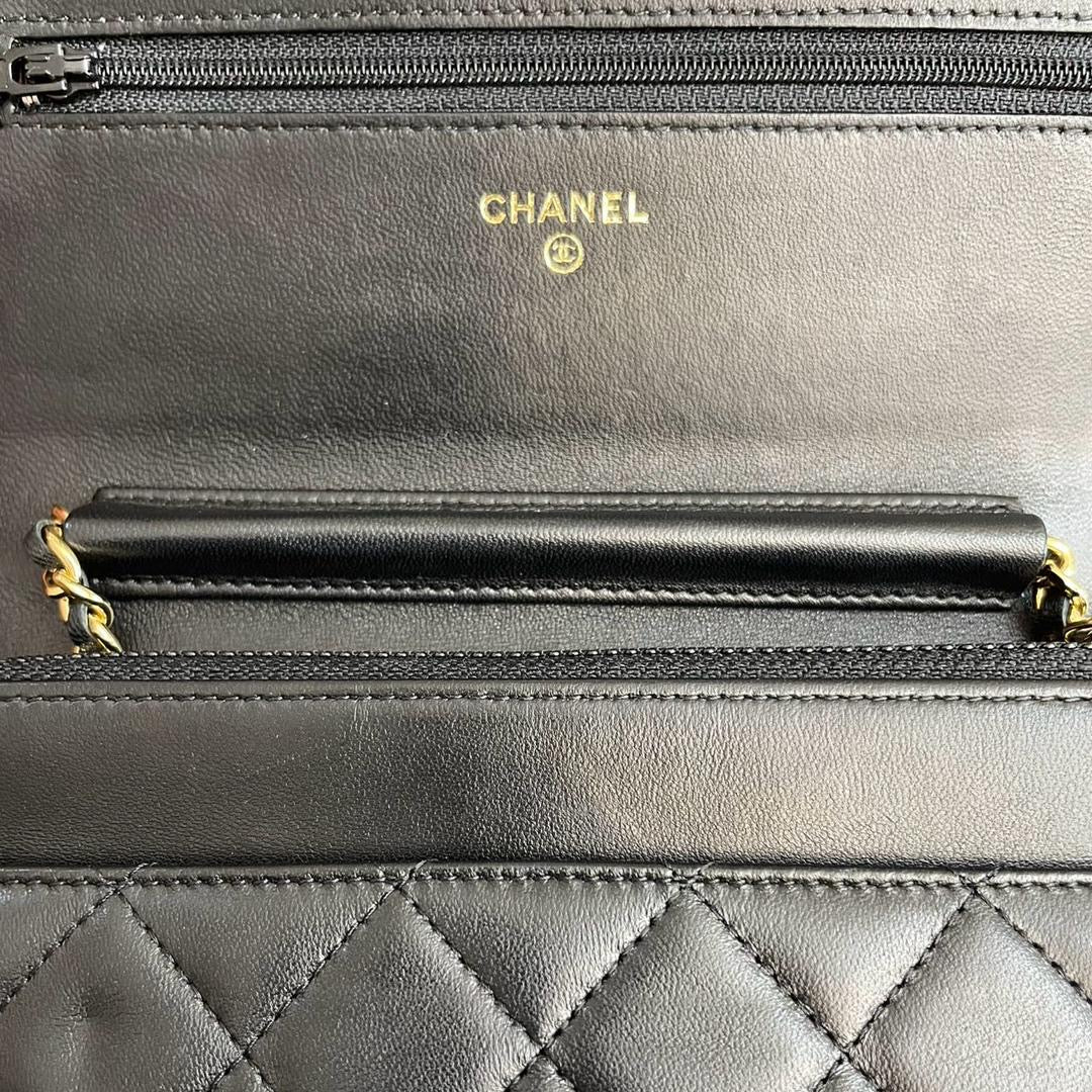 Chanel Wallet On Chain (WOC) Black Bag In Lambskin Leather With Gold Hardware 2018