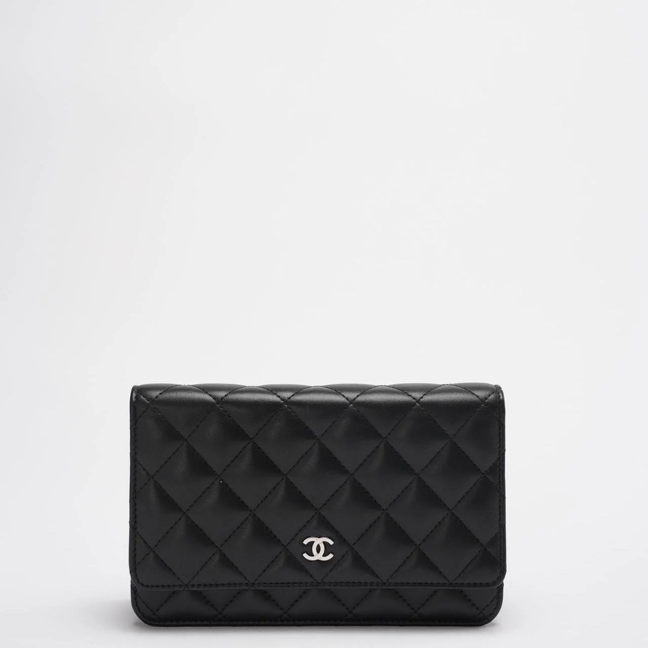 Chanel Wallet on Chain (WOC) Black Cross Body Bag Lambskin Leather Silver Hardware 2017