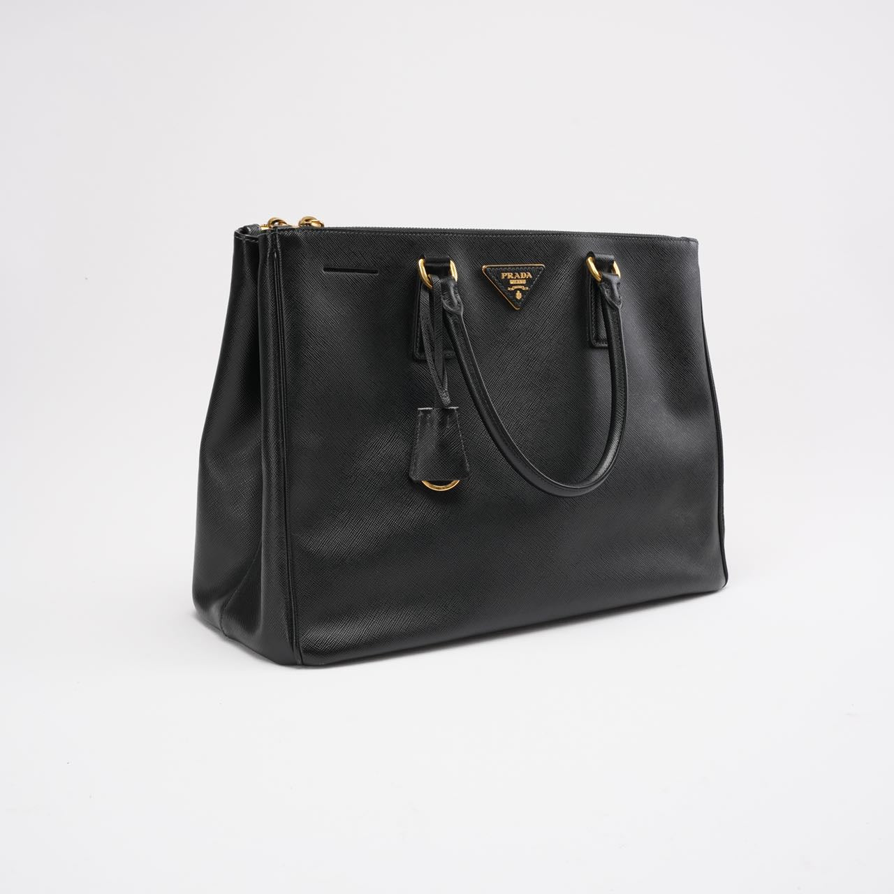 Prada Black Galleria Medium Galleria Zip Tote Saffiano Leather
