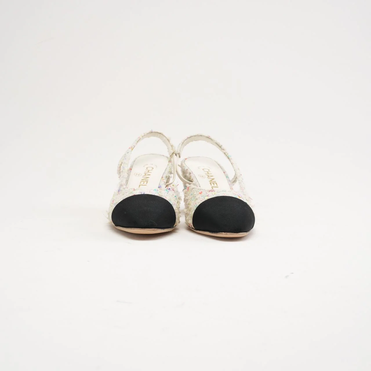 Chanel Tweed CC Logo Slingback Pumps 38 C White / Black