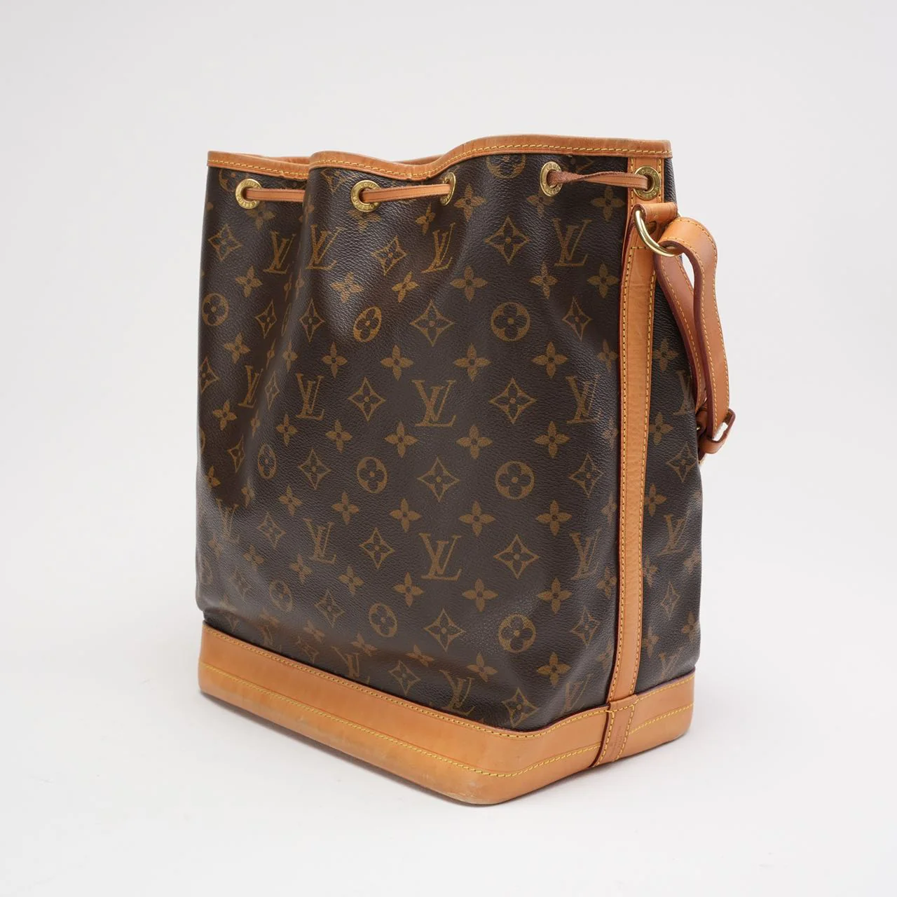 Louis Vuittion Sac Noe Grand Monogram Canvas 2013
