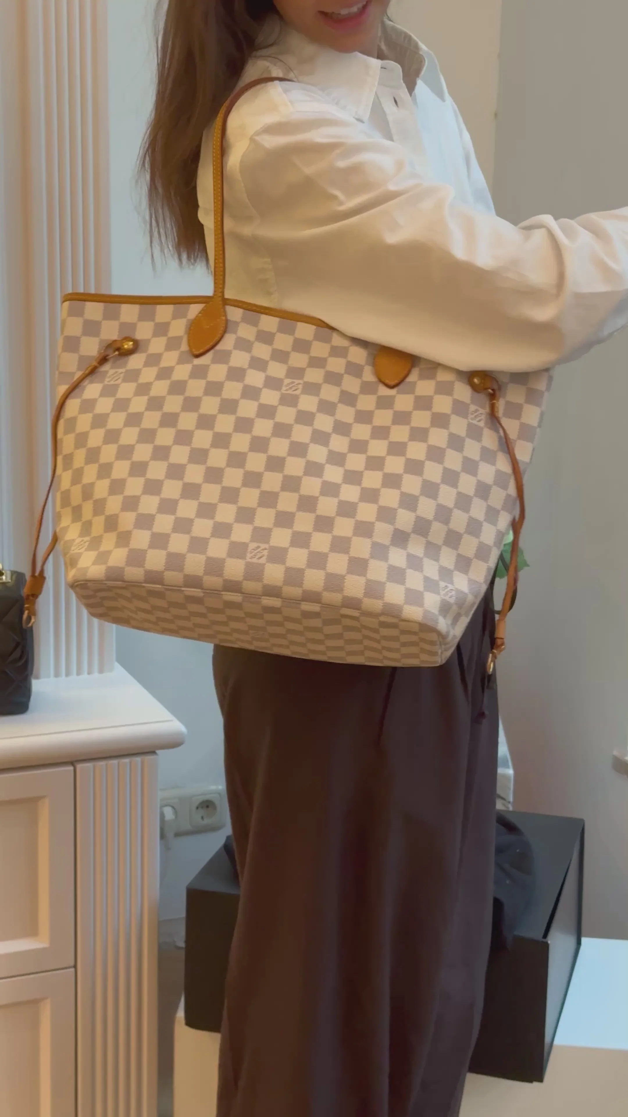 Louis Vuitton White Canvas Damier Azur Neverfull MM Tote Bag 2014