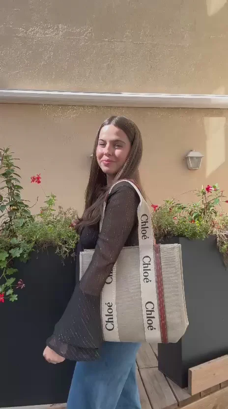 Chloe White and Beige Medium Woody Tote Bag Leinen