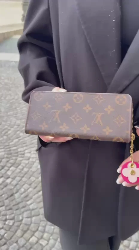 Louis Vuitton Bloom Flower Emilie Wallet