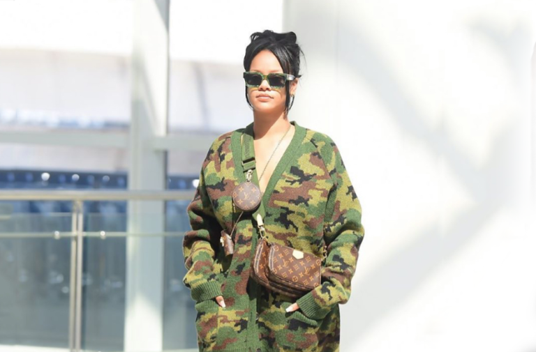 Rhianna wearing the Louis Vuitton Multi Pochette Accessoires